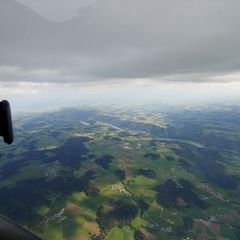 Verortung via Georeferenzierung der Kamera: Aufgenommen in der Nähe von Gemeinde Pfarrkirchen im Mühlkreis, Österreich in 2500 Meter
